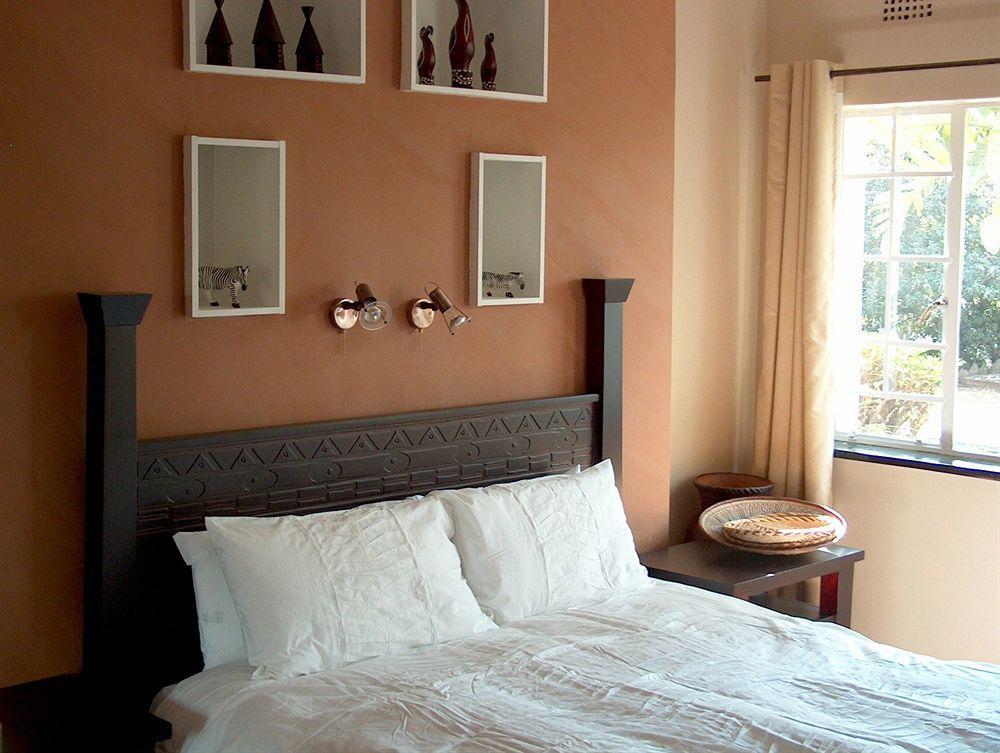 Liongate Bed And Breakfast Edenvale Exterior photo